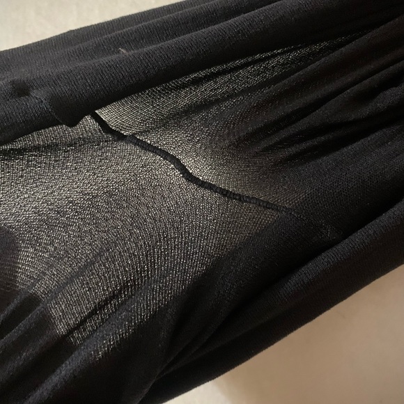 Lace Bottom Capri Tights! - Picture 5 of 5